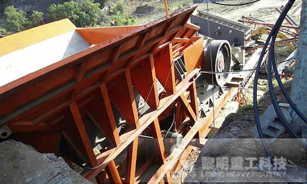 河北廊坊碎石機,碎石機,送料機