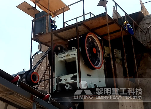 <a href='http://www.dekcy.com/' target='_blank'><u>顎式破碎機</u></a>與反擊式破碎機的區別有哪些？